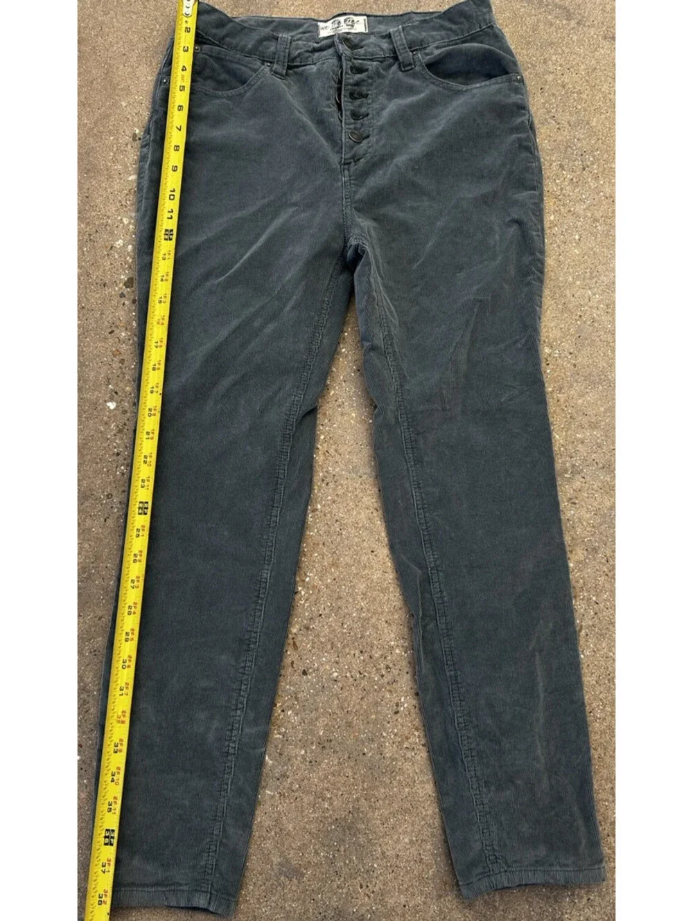 We The Free Womens 29 Sun Chaser Green Corduroy Pants High Rise Button Fly